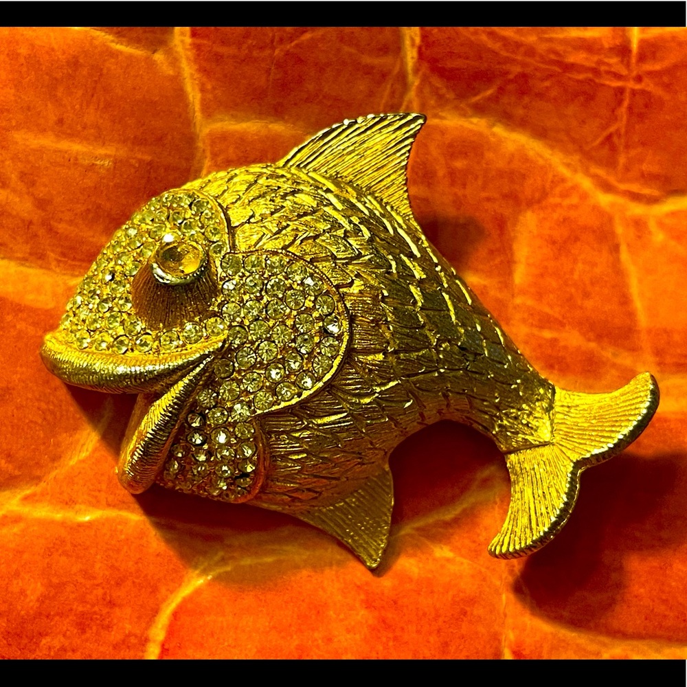 Goldfish Brooch Pin